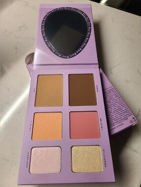 Dragun Beauty Face Palette